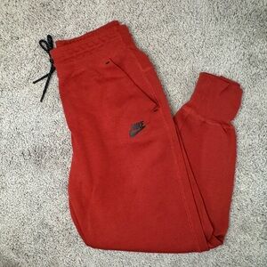 Nike Tech Sweatpants